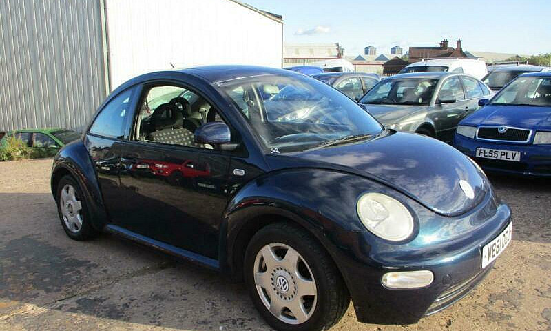 Vw Beetle 2.0 Petrol...