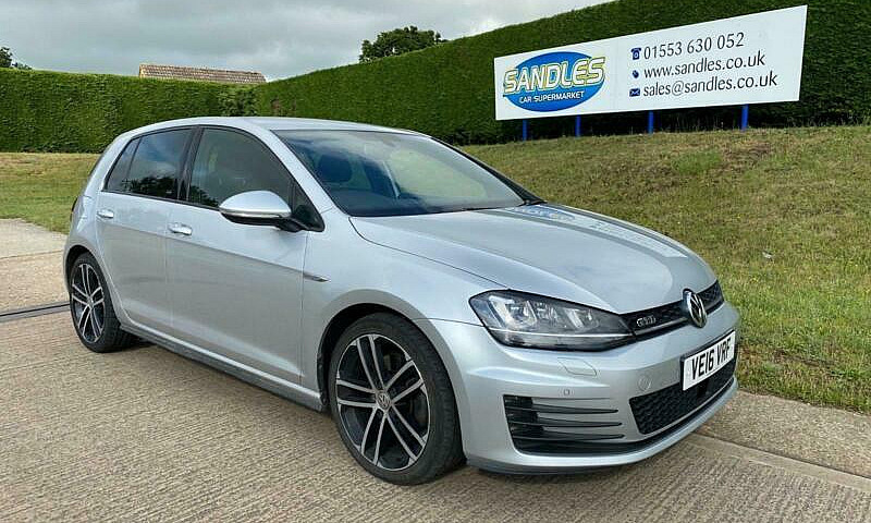 2016 Volkswagen Golf...