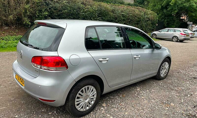 2010 Volkswagen Golf...
