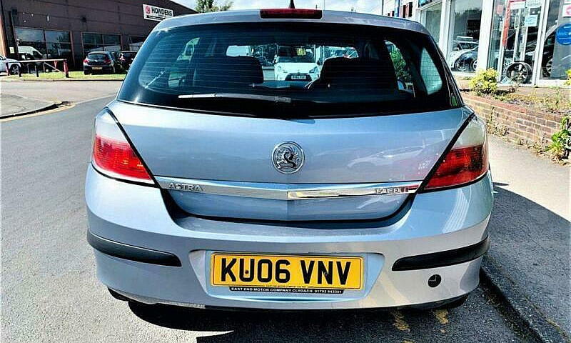 2006 Vauxhall Astra ...