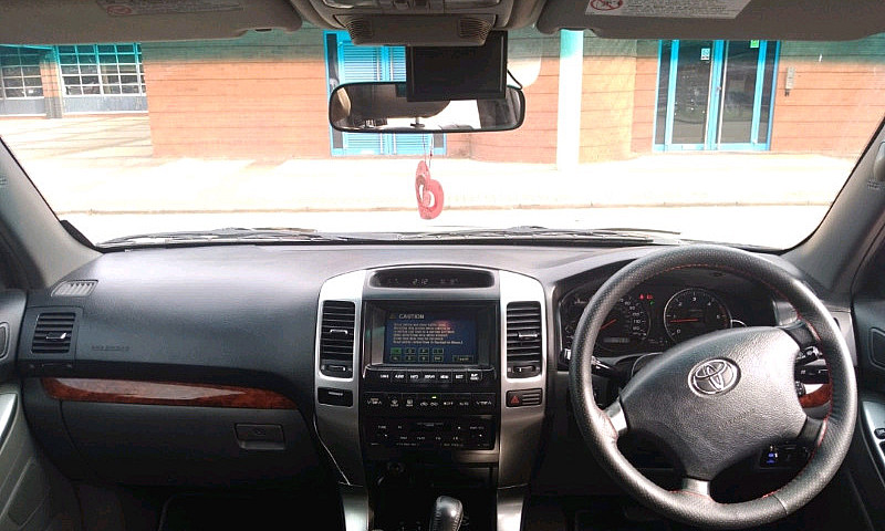 Toyota Land Cruiser ...