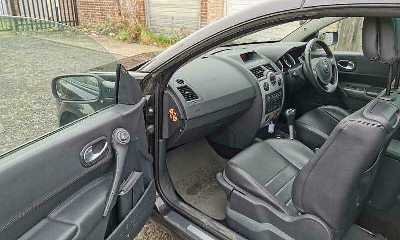 2005 Renault Megane ...