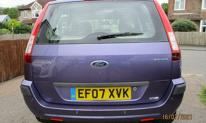2007 Ford Fusion 1.4...