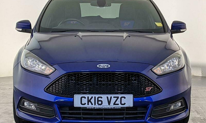2016 Ford Focus St-2...