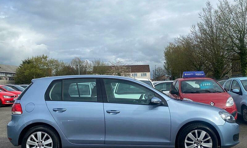 2011 Volkswagen Golf...