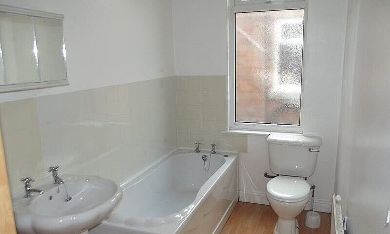 7 Bed House, All Wit...