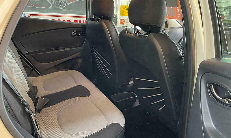 2014 Renault Captur ...
