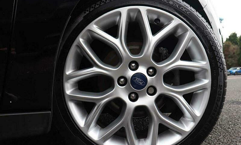 2017 Ford Focus Ford...