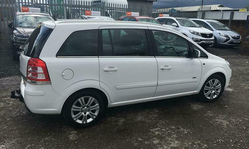 2013 Vauxhall Zafira...