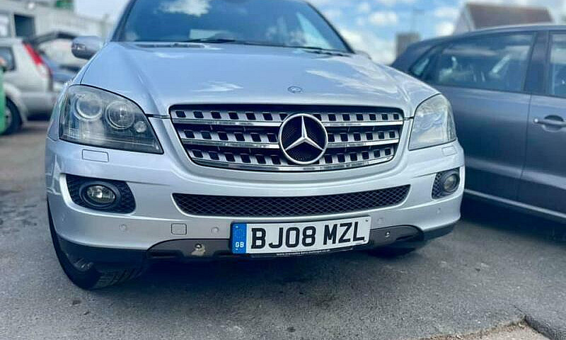 2008 Mercedes-Benz M...