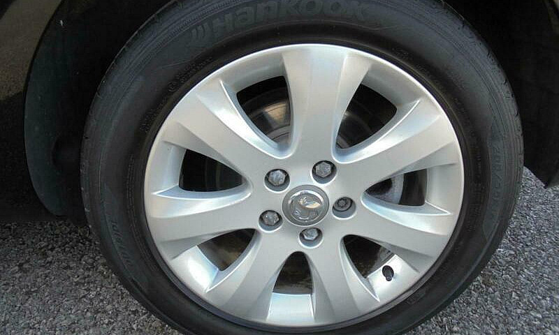 2011 Vauxhall Meriva...