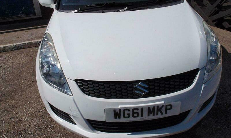 2011 61 Suzuki Swift...