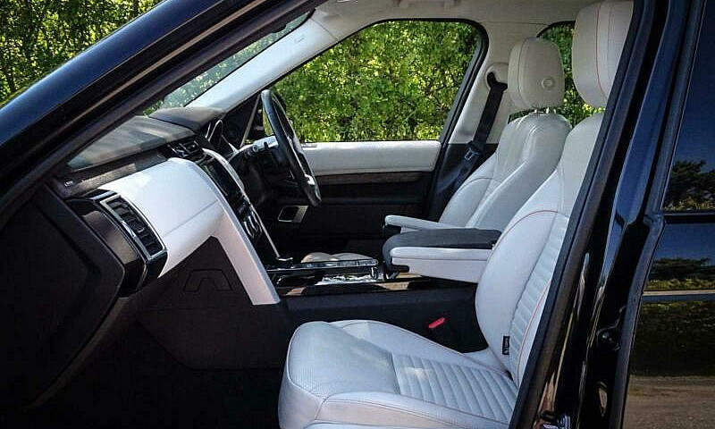 2017 Land Rover Disc...
