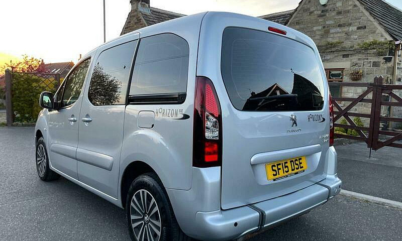 2015 Peugeot Partner...