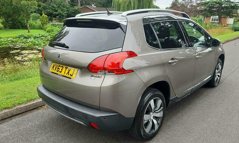 2013 Peugeot 2008 E-...