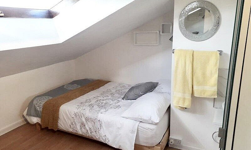 Rent Double Room Add...