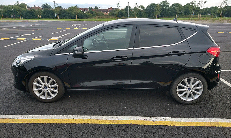 Ford Fiesta Titanium...