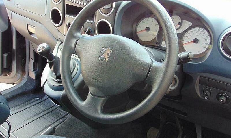 Peugeot Partner Tepe...