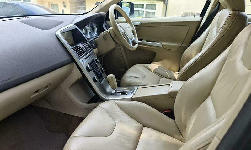 2011 Volvo Xc60 2.4 ...
