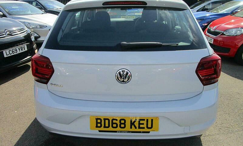 2018 Volkswagen Polo...