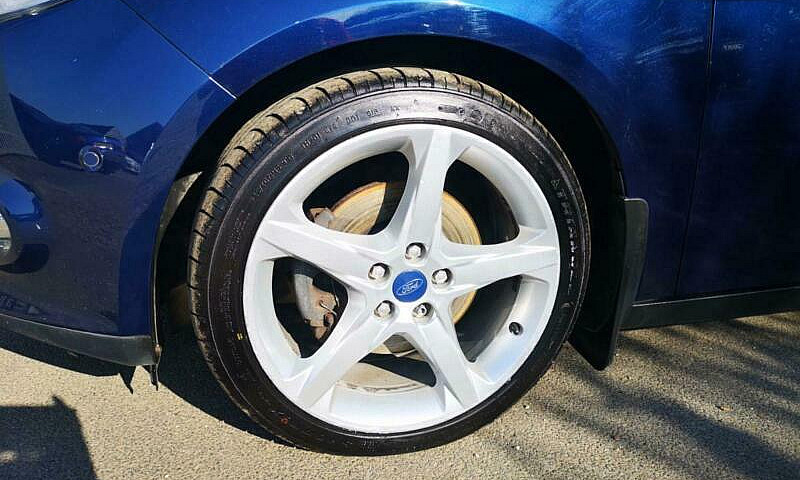 Ford Focus 1.6 Titan...
