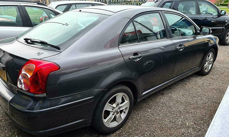 2006 Toyota Avensis ...