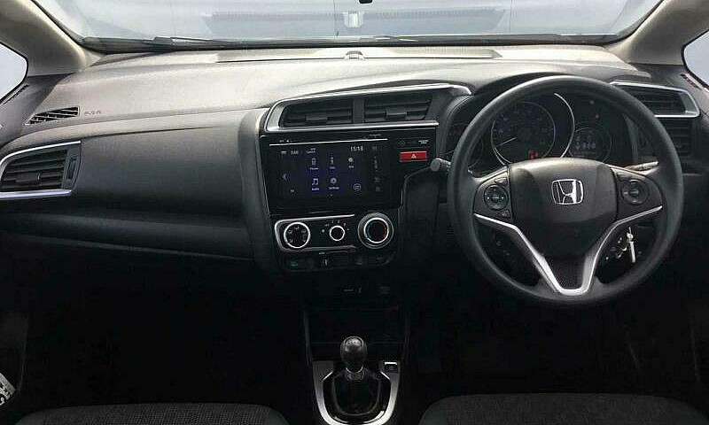 2016 Honda Jazz Hatc...
