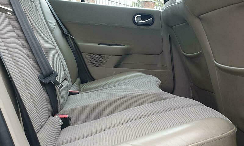 Renault Megane 1.6 V...