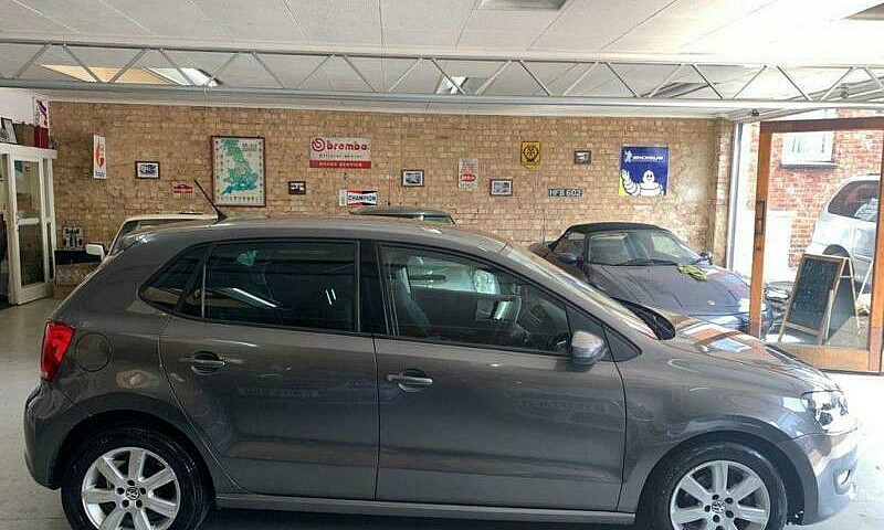 2013 Volkswagen Polo...