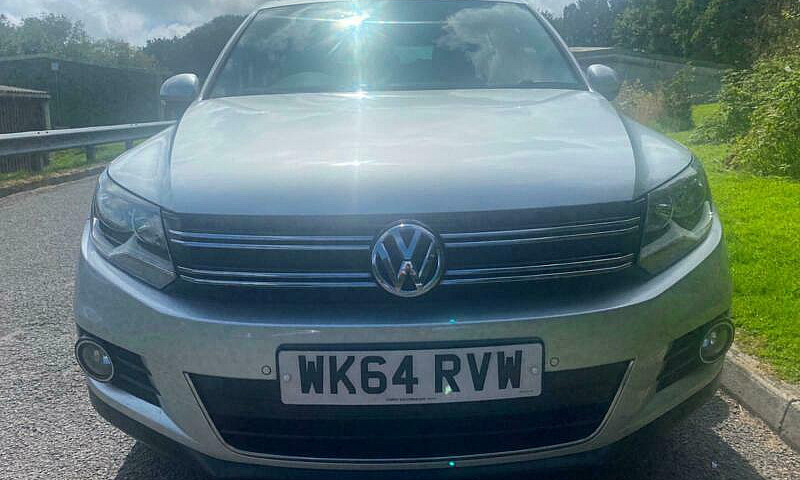 2014 Volkswagen Tigu...