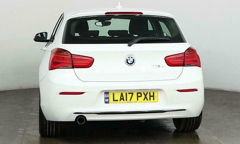 2017 Bmw 1 Series 11...