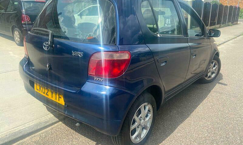 Toyota Yaris 1.3 Aut...