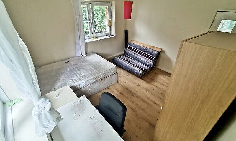 Rent Double Rooms Ju...
