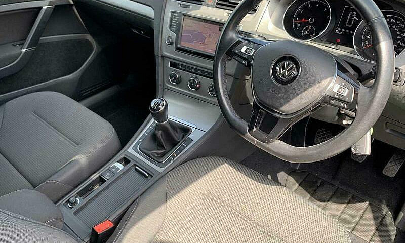 2016 Volkswagen Golf...