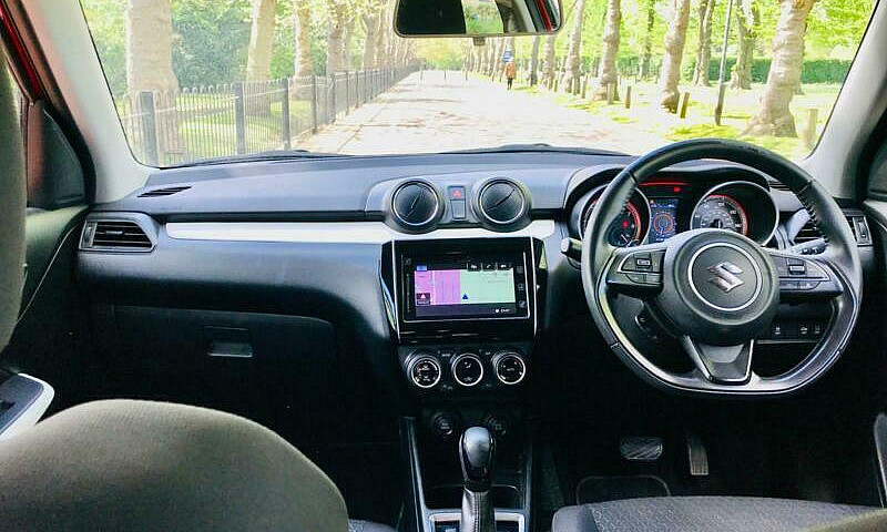 Suzuki Swift 1.0 Pet...