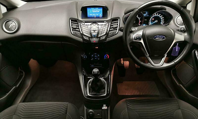 2017 Ford Fiesta 1.0...