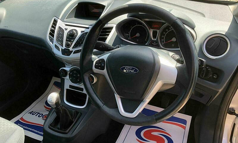 Ford Fiesta 1.2 Zete...