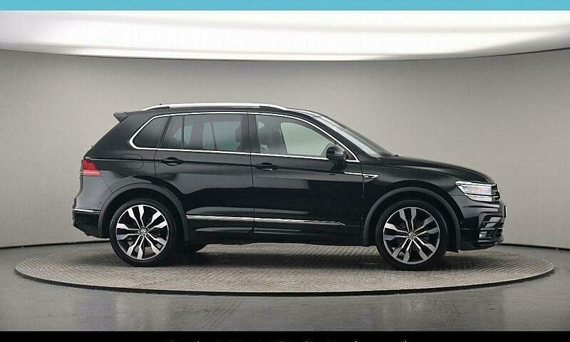 2019 Volkswagen Tigu...