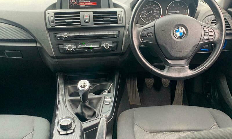 2015 Bmw 1 Series 11...