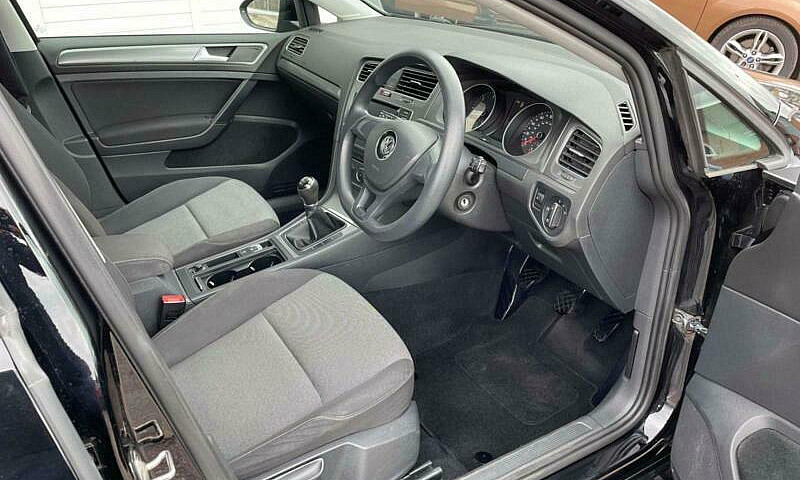 2014 64 Volkswagen G...