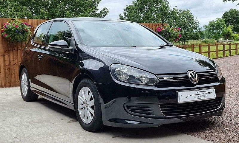 2011 Volkswagen Golf...