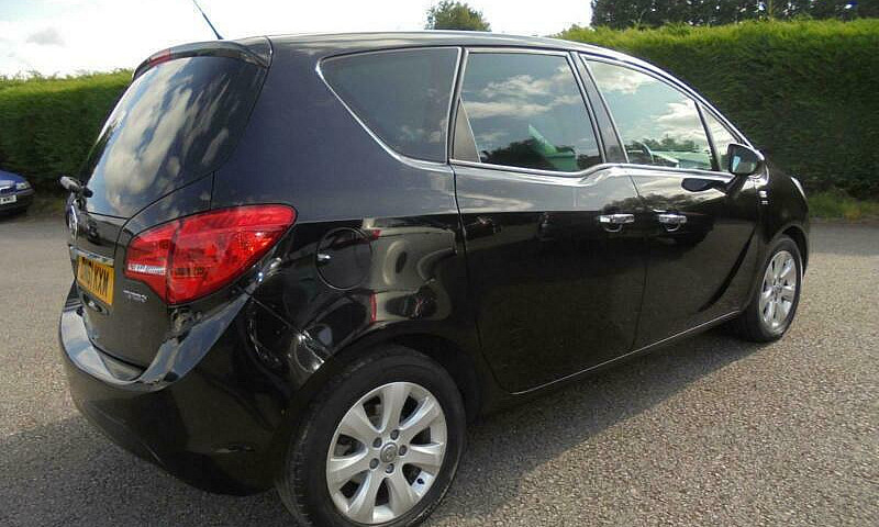 2011 Vauxhall Meriva...