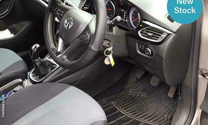 2017 Vauxhall Astra ...