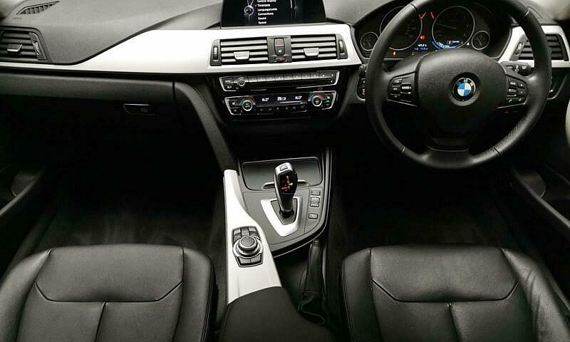2016 Bmw 3 Series 32...