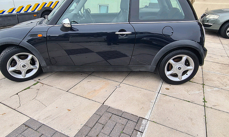 Mini Cooper 1.6 Petr...