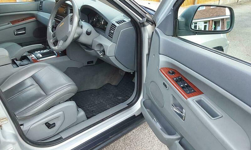 Jeep Grand Cherokee ...