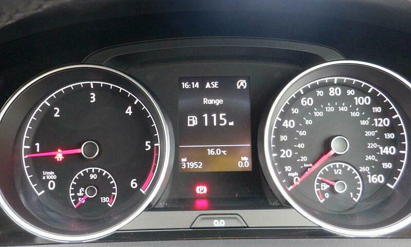 2017 Volkswagen Golf...