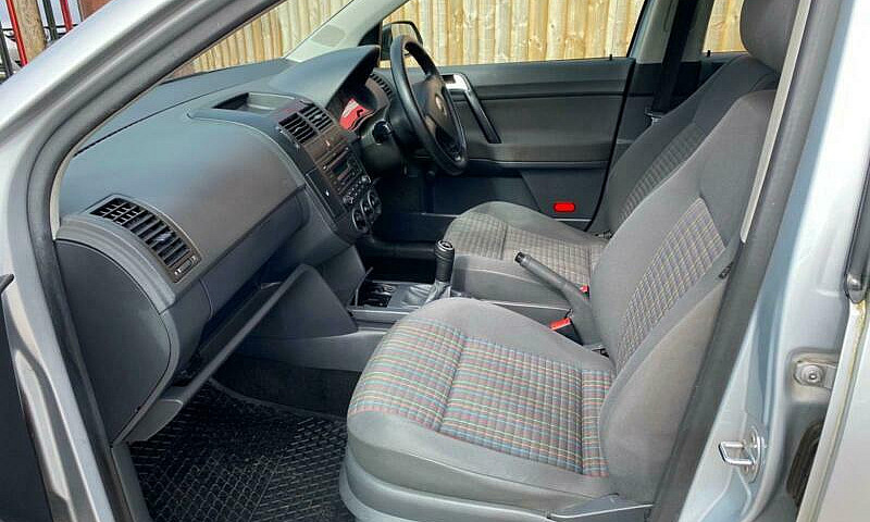 2009 Volkswagen Polo...