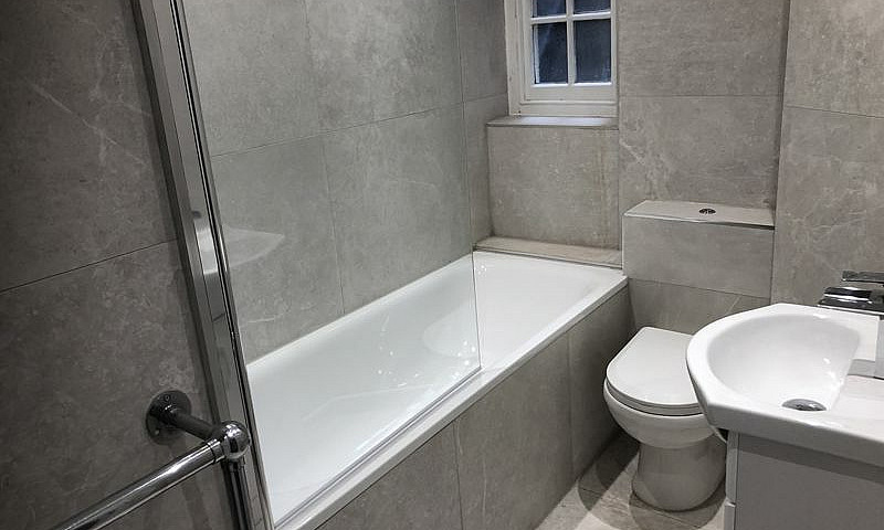 2 Bedroom Flat In Br...