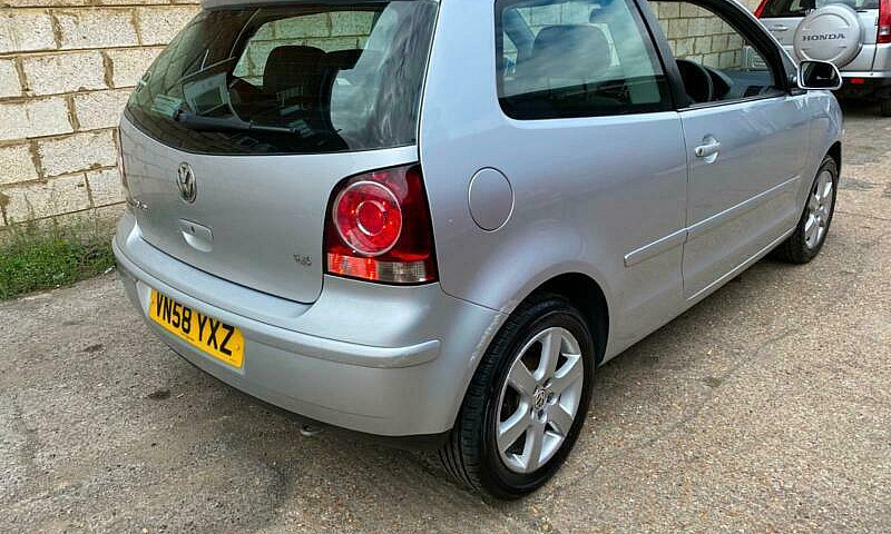 2009 Volkswagen Polo...